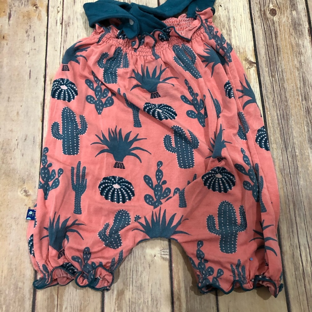 Kickee cactus romper - Picture 3 of 4